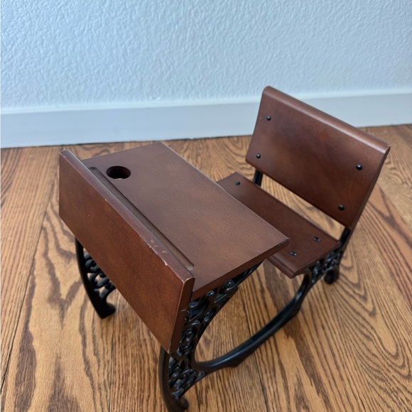 Vintage American girl doll school desk - Picture 4 of 5